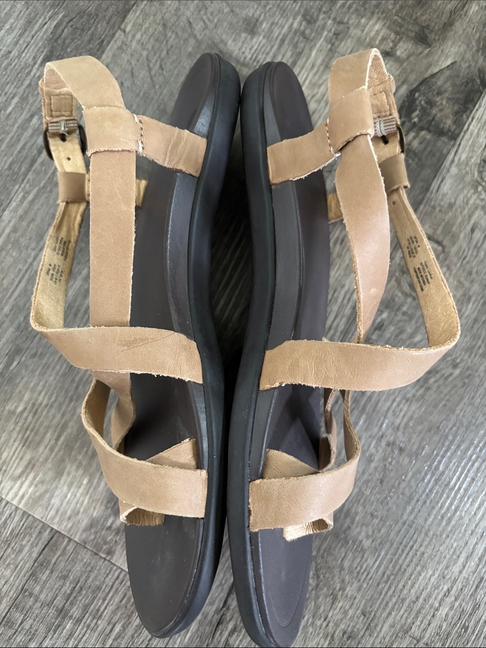 OluKai Upena Women's Strappy Beach Sandal - Picture 5 of 6